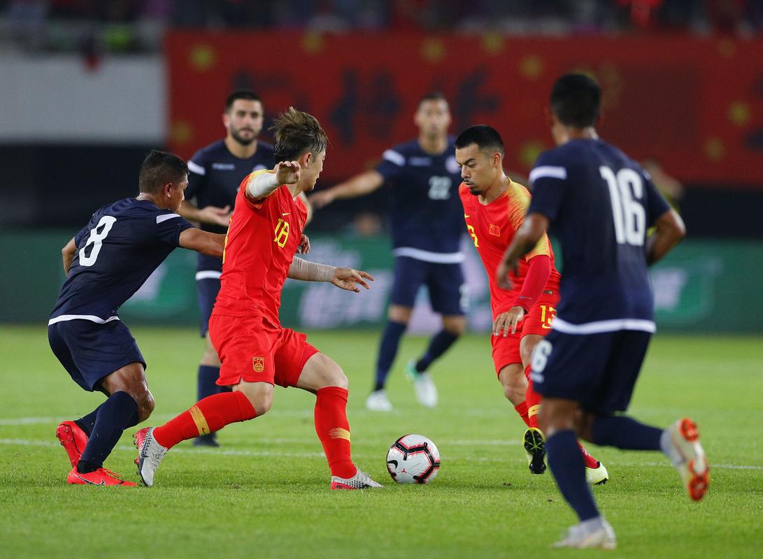 中国vs关岛足球回放